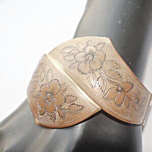 Vintage Antique Brass Gold Etched Goth Victorian wide Hinged Bypass Bracelet